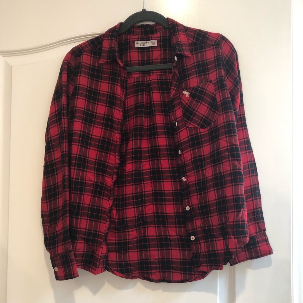 Abercrombie girls red and black plaid flannel